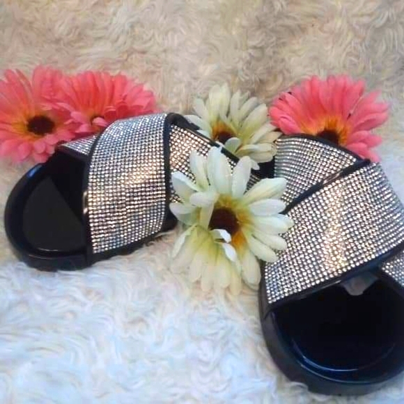 Jelly Rhinestone Sandal - Picture 3 of 7